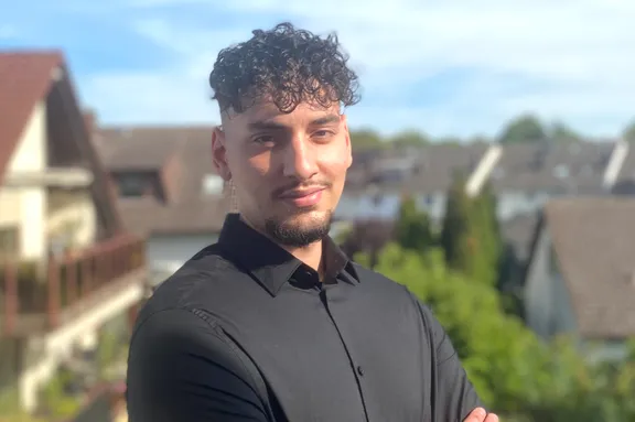 ERGO Boulaich Azifi An der Lache 29 65479 Raunheim