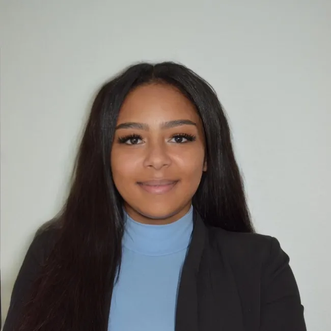 ERGO Hauptagentur
Gianna-Alaika Constant