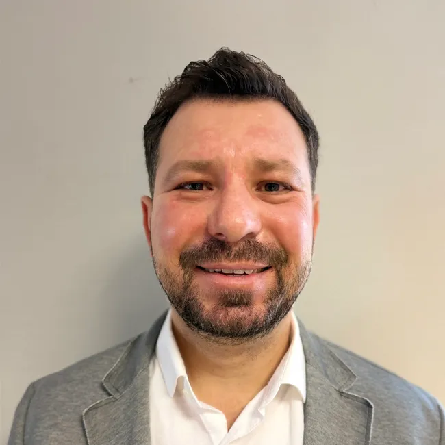 ERGO Versicherung 
Besart Krasniqi 
in Aub