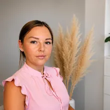 Charleen Schlenker