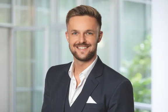 ERGO Versicherung Andreas Renner Spitzwegstraße 3 82110 Germering