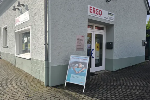 ERGO Versicherung Manuela Schifferens Auf dem Stock 1 54634 Bitburg