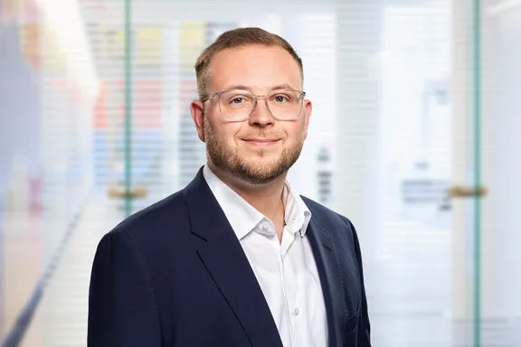 ERGO Jason Harms Uhlandstr. 116/117 10717 Berlin