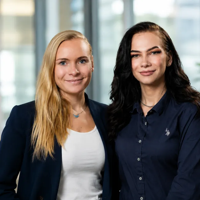 ERGO Versicherung Neustrelitz
Celine Przyblla & Nele-Marlen Bolsewig