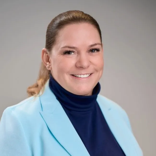 ERGO  
Ann-Kathrin Lechner
