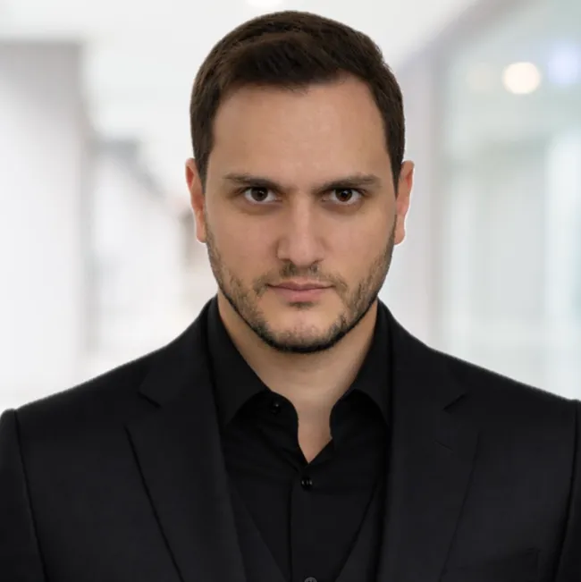 ERGO Versicherung
Ogulcan Eroglu
in Augsburg