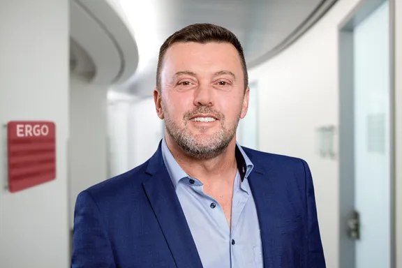 ERGO Versicherung Sair Jasarevic Ulrich str11a 93326 Abensberg