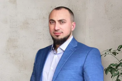 ERGO Versicherung Muslim Akhiev Levetzowstr.11 10555 Berlin