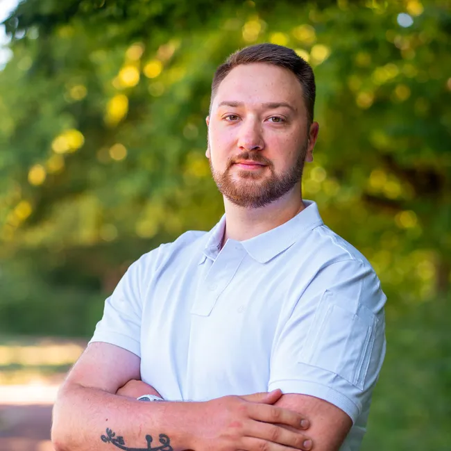 ERGO Versicherung & Finanzen 
Maximilian Neef 
