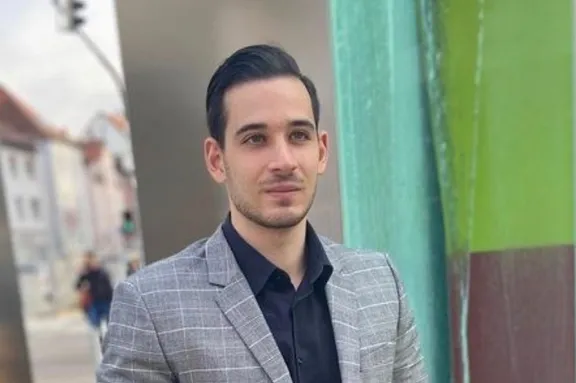 ERGO Versicherung Carmelo-Andrea Sinatra Vordere Karlstr. 46 73033 Göppingen