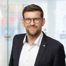 Dennis Kuhangel