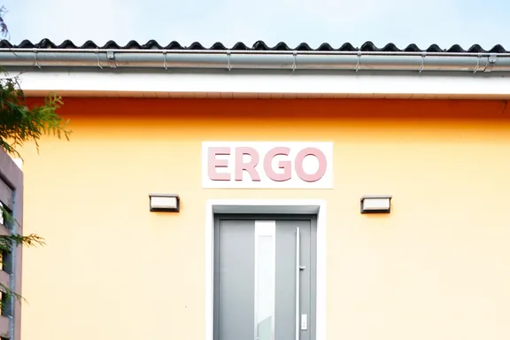 ERGO Hoevel Mauserstr. 2 12277 Berlin