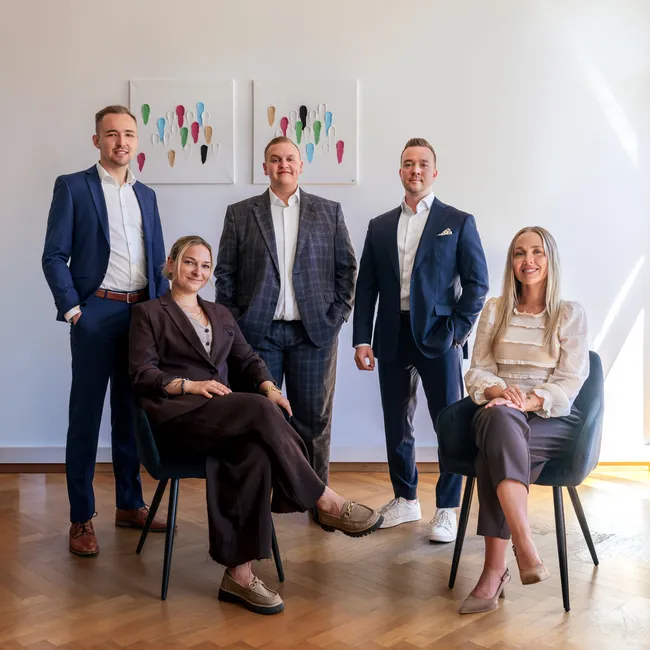 Versicherungsbüro 
Loth & Team 