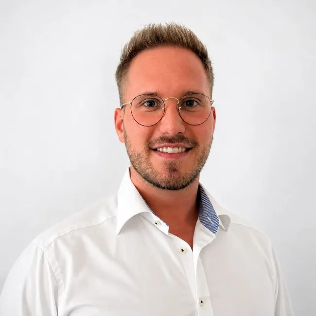 ERGO Sales Manager 
Florian Ewald Nolte
in und um Magdeburg