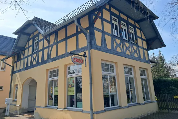 ERGO Versicherung Nancy und Sören Mehnert Marienberger Straße 31 09573 Augustusburg