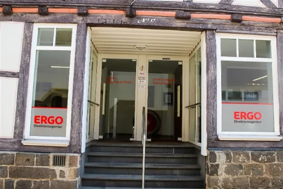 ERGO Versicherung Nina Becker Alsfelder Str. 17 35305 Grünberg