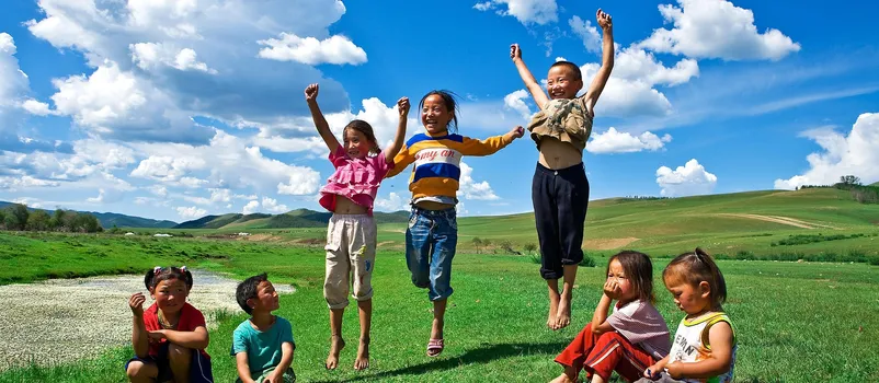 Kinder sind Wirbelwinde, probieren gern etwas Neues aus und entdecken die Welt