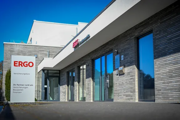 ERGO Versicherung Andreas Esser Rurstr. 47d 52441 Linnich