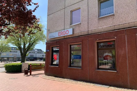ERGO Versicherung Franziska Störmer Turmstr. 3 17098 Friedland