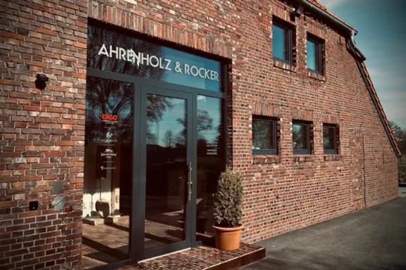 ERGO Versicherung Ahrenholz & Kollegen Esenser Str. 179 26607 Aurich