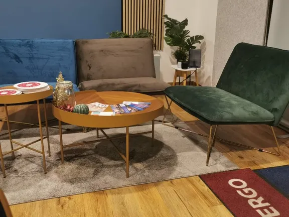 ERGO Versicherung Ariel Elatov Machnowerstr. 5 14165 Berlin