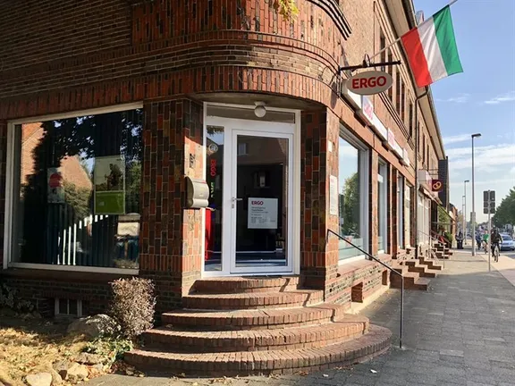 ERGO Versicherung Dennis Rütten Emmericher Str. 215a 47533 Kleve