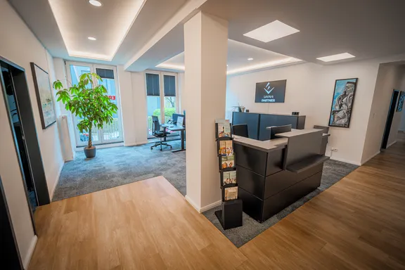 Versicherungsbüro Sayahi & Partner Parkallee 14 28209 Bremen