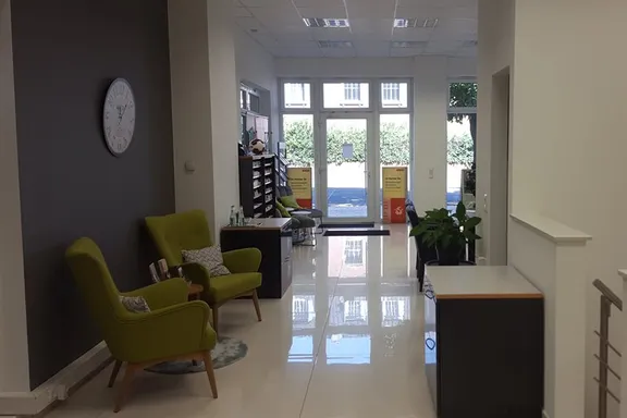 DKV Deutsche Krankenversicherung Dennis Maryniok Kölner Str. 65 50226 Frechen