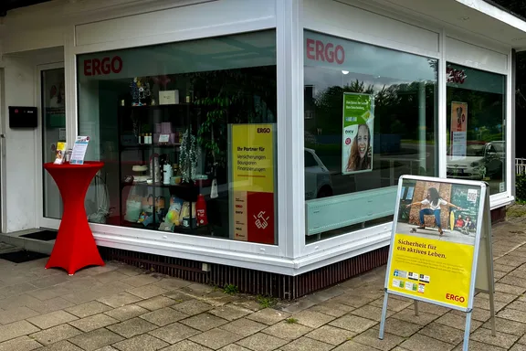 ERGO Versicherung Dominic Wischnewsky Oderstraße 93 K 47445 Moers