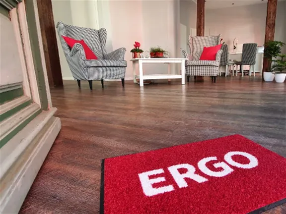 ERGO Versicherung Steffen Berg Hageböcker Str. 18 18273 Güstrow
