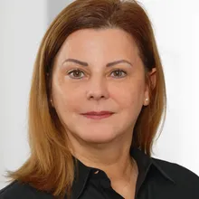 Nurhayat Öz