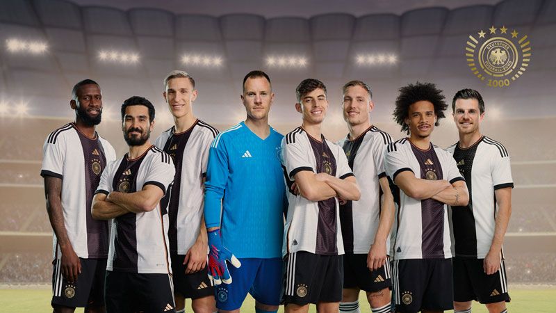 DFB zehn Fussballspieler