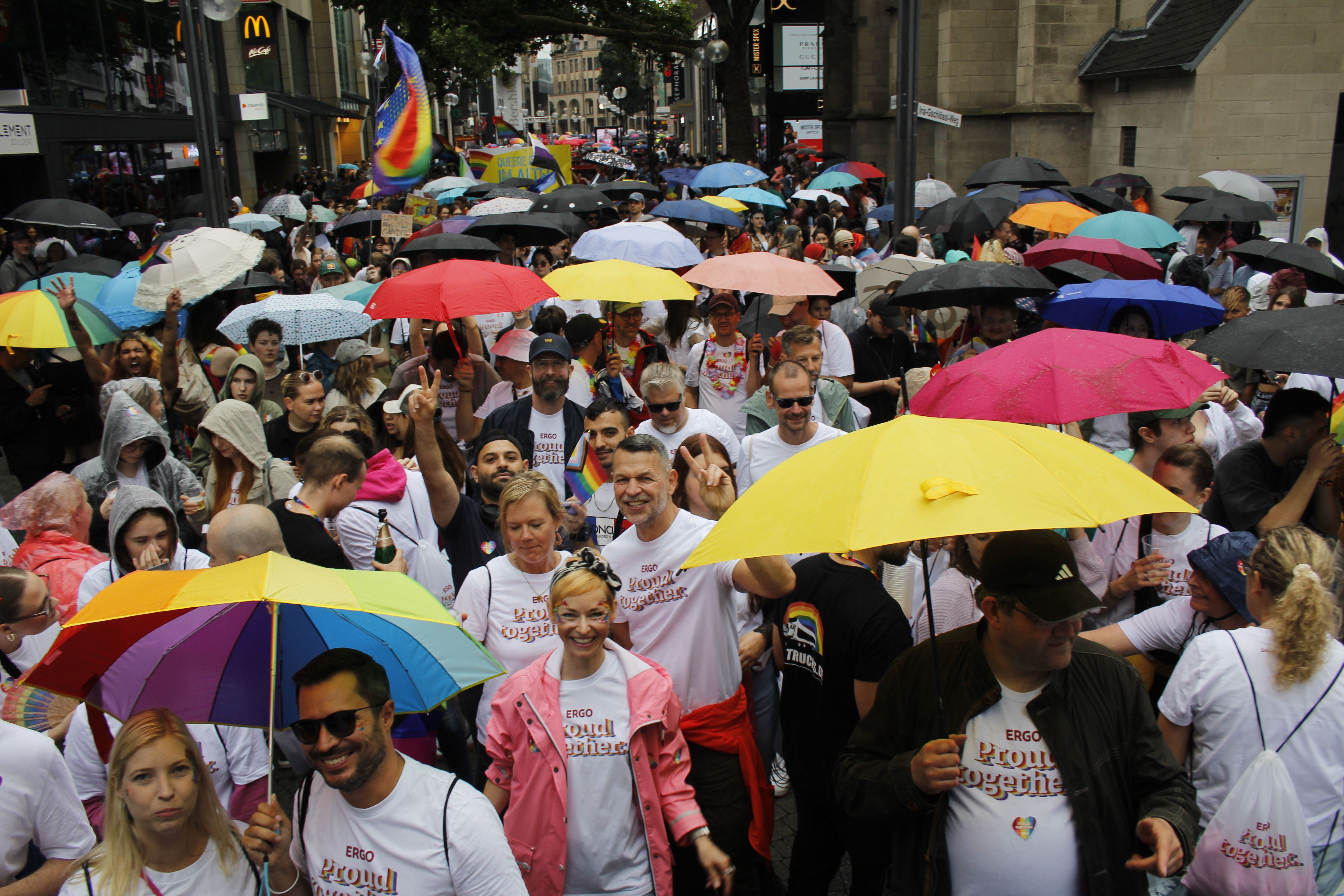 ERGO beim CSD 2025 in Köln