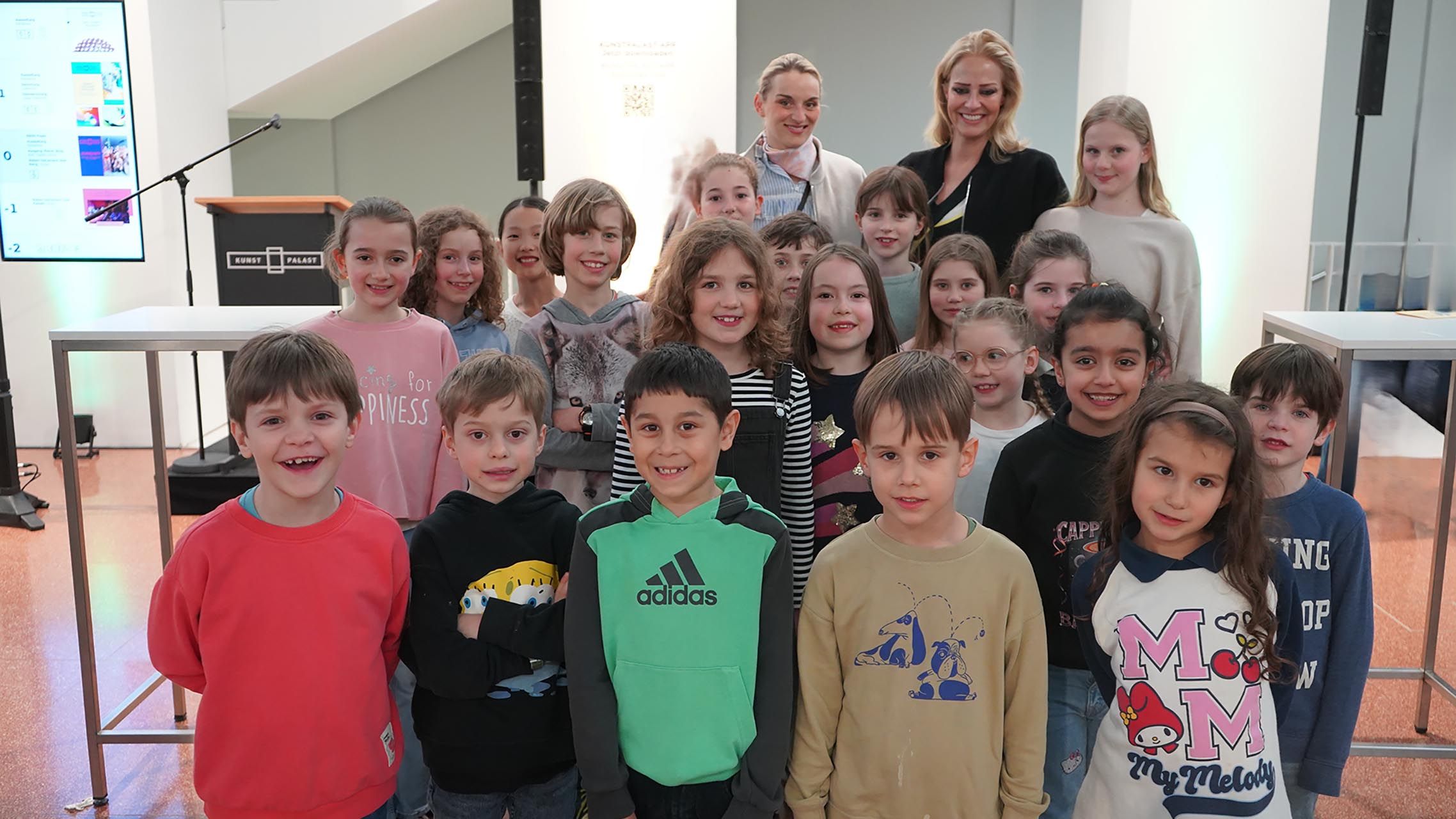Kids from Matthias-Claudius primary school, Düsseldorf