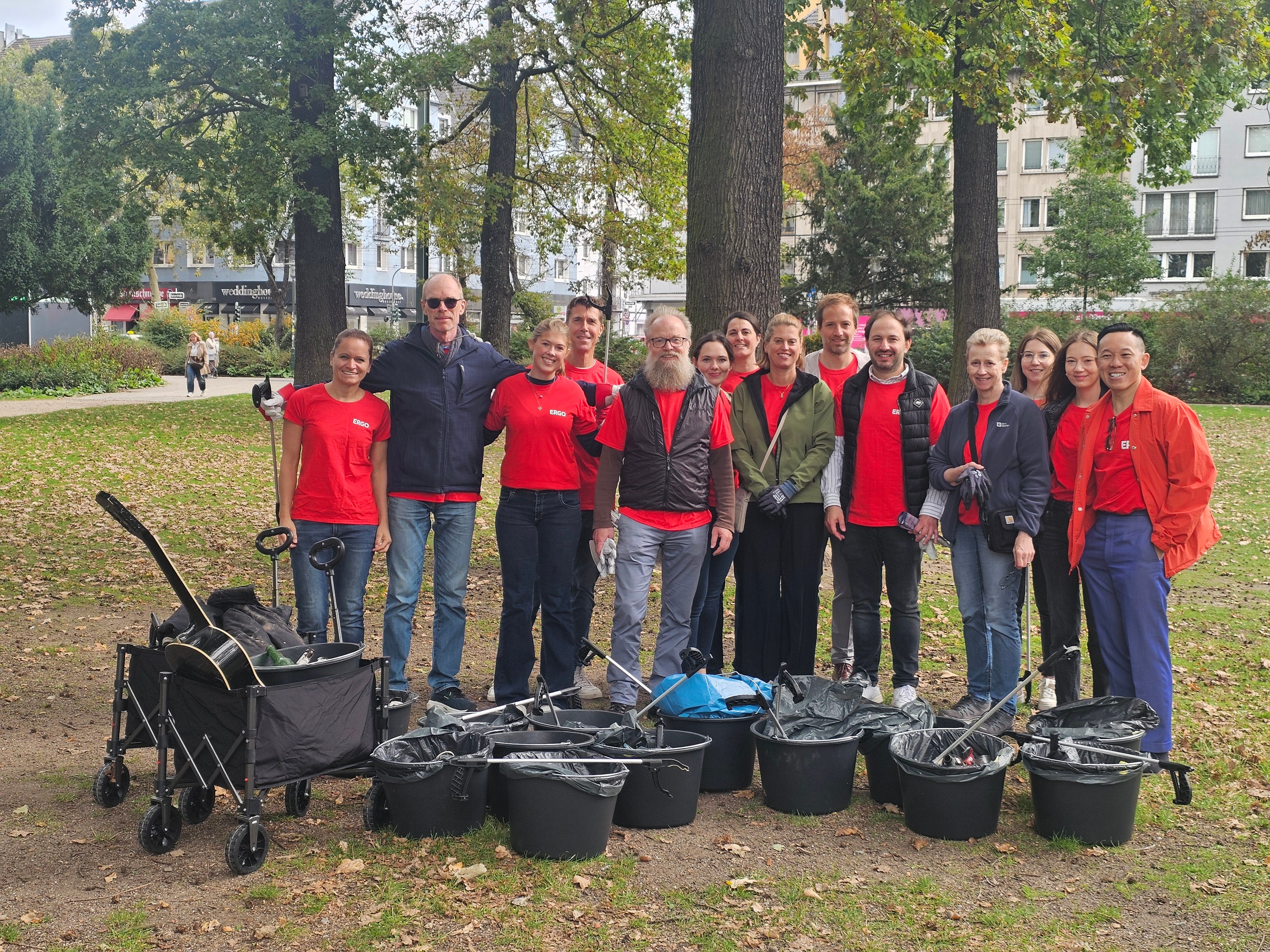 Team ERGO Germany Düsseldorf beim World Cleanup Day