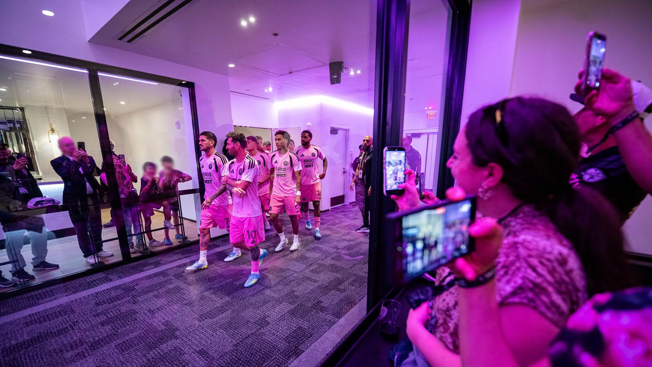 Spieler des IMCF mit ERGO Trikots